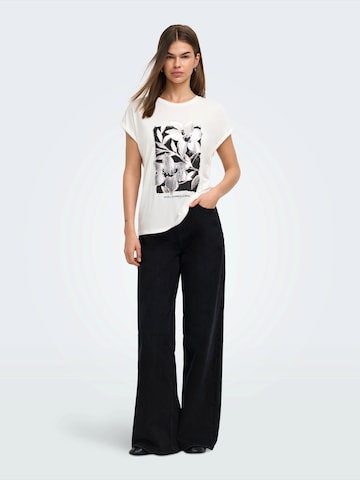 T-shirt 'ONLFREE NEW' ONLY en blanc