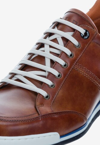 VANLIER Sneakers ' Magnus' in Brown