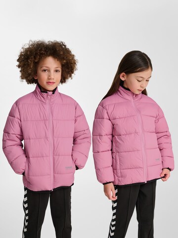 Hummel Winterjas in Roze: voorkant