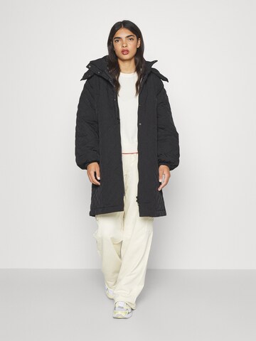 Desigual Ανοιξιάτικο και φθινοπωρινό παλτό σε μαύρο