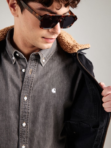 Carhartt WIP Классический крой Рубашка 'Lucas' в Черный