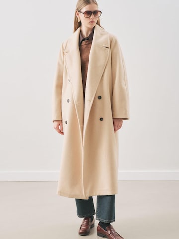 MANUKA Winter Jacket in Beige