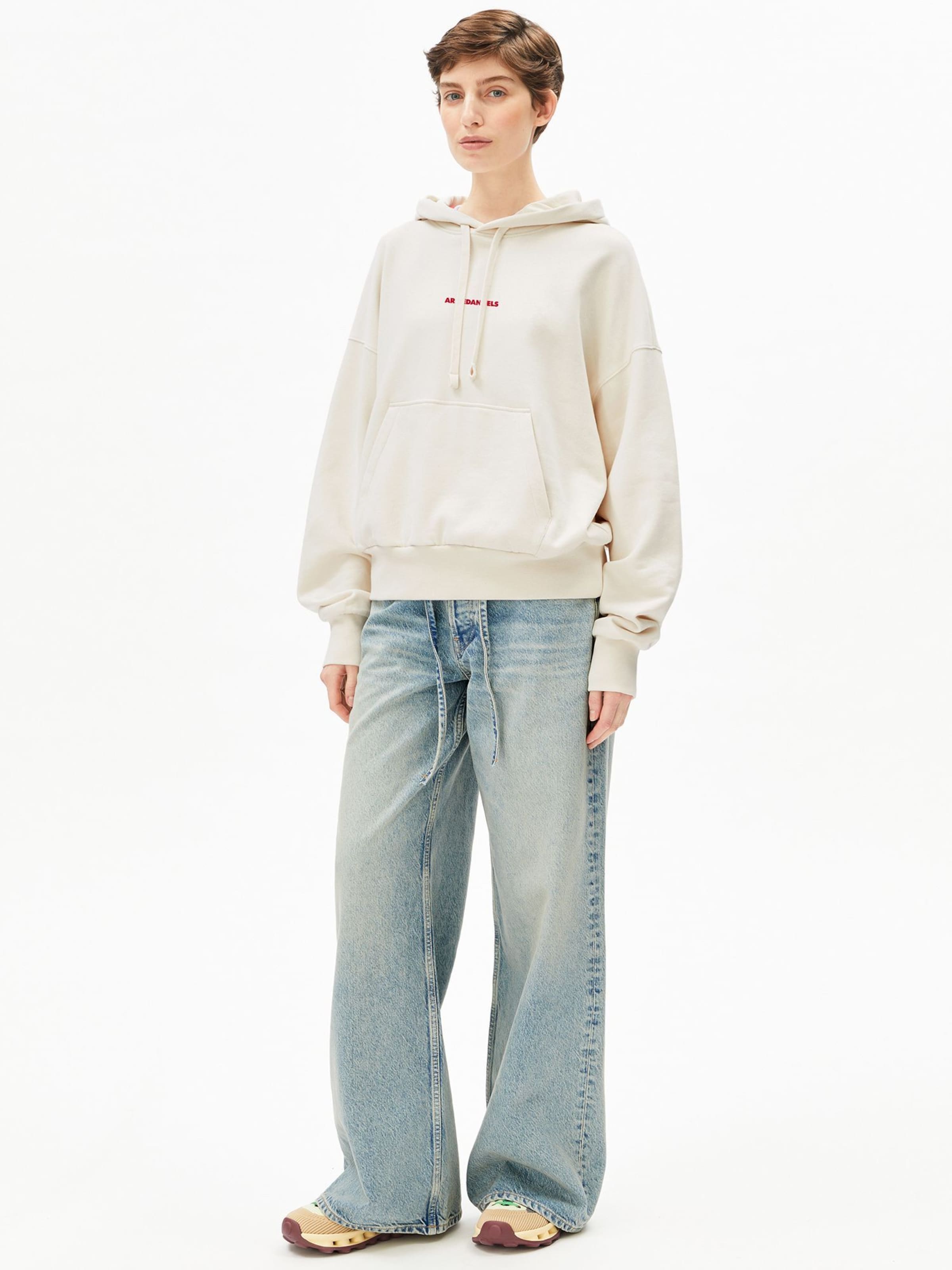 ARMEDANGELS Sweatshirt in Beige: front