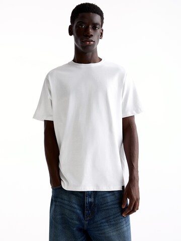 T-Shirt Pull&Bear en noir : devant