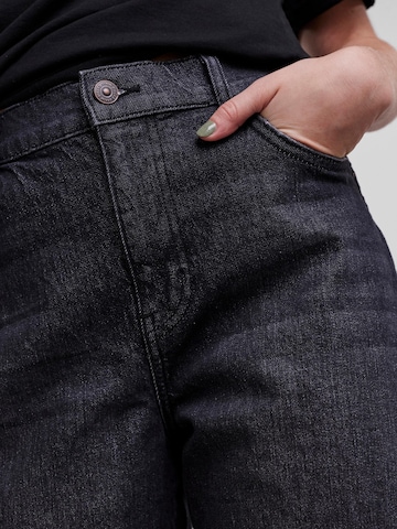 PIECES Regular Jeans 'Elan' in Schwarz