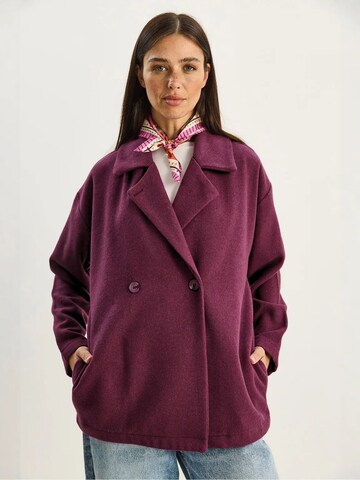 Bianco Lucci Mantel in Lila: Vorderseite