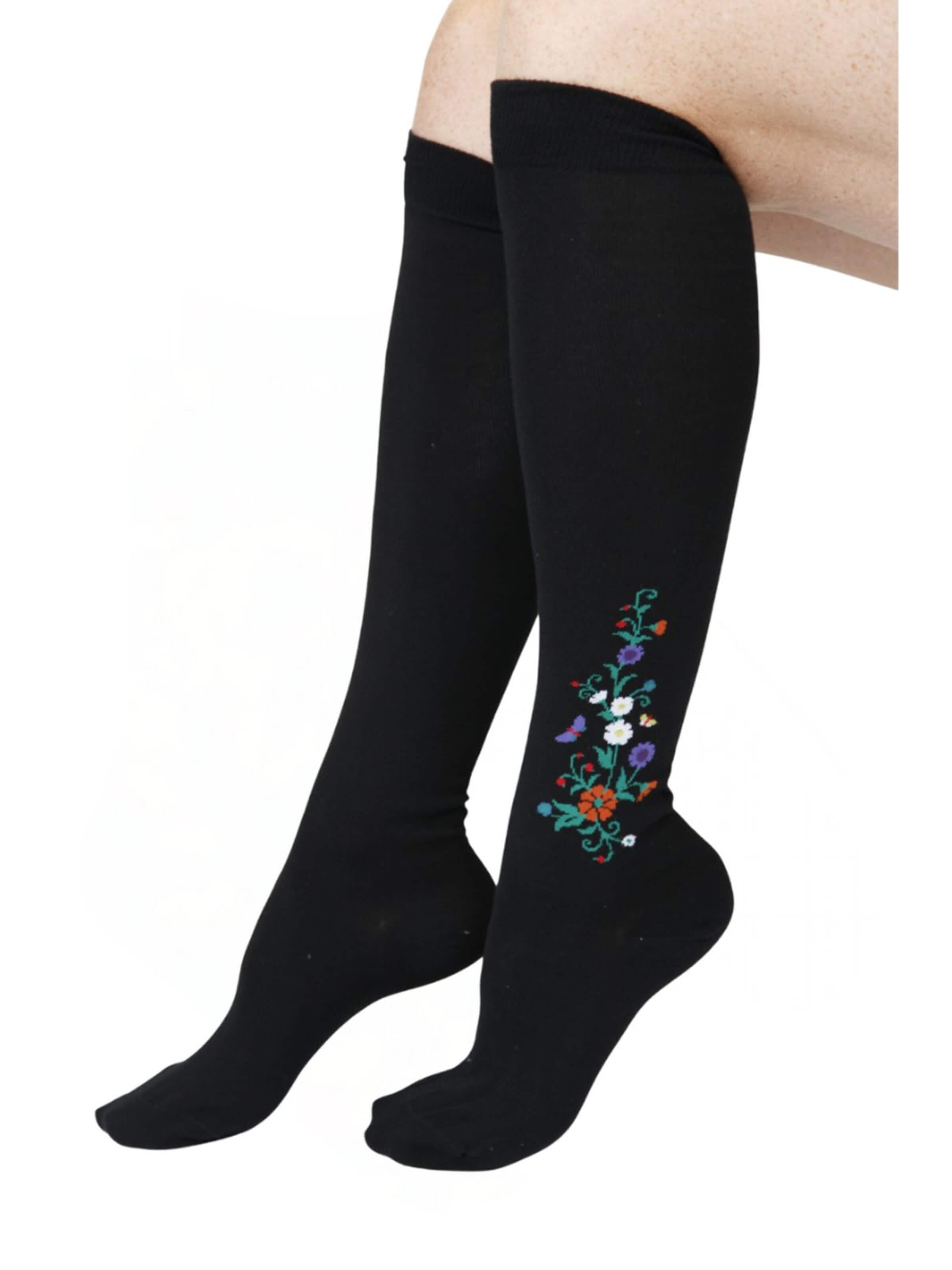 Calzino 'MIRJAM knee-highs with a national pattern' di Sokisahtel in nero: frontale