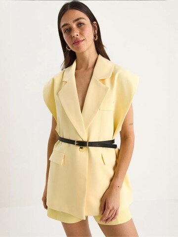 Gilet da completo di Bianco Lucci in giallo