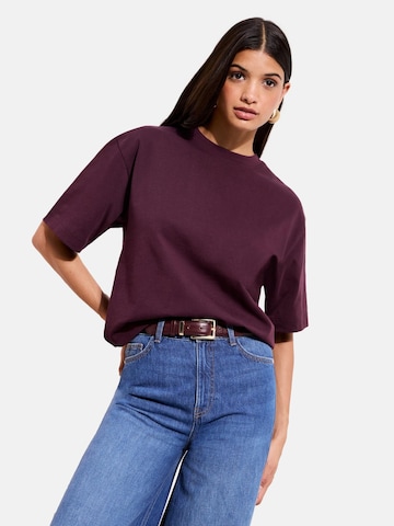 Friends Like These Shirt in Red: front