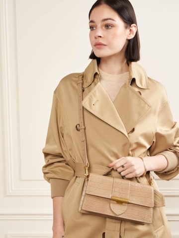 Borsa a mano 'Lancaster Sac baguette A rabat avec fermoir M Croco Ily Naturel' di LANCASTER Paris in beige: frontale