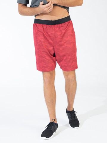 Spyderregular Sportske hlače - crvena boja: prednji dio