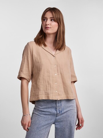 PIECES Blouse 'Tina' in Bruin: voorkant