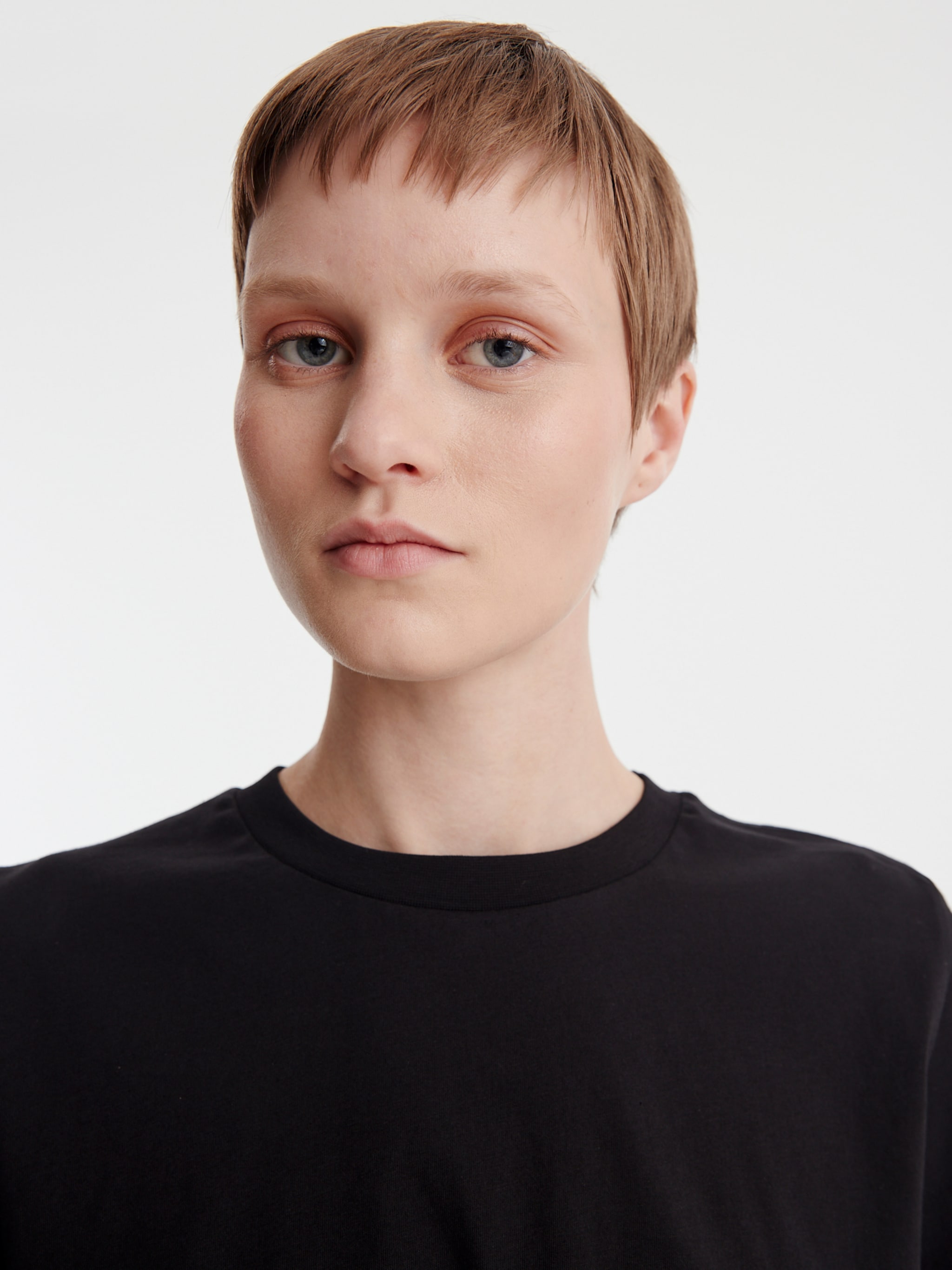 EDITED Produkter Shirts 'Beth' sort