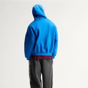 Felpa di ADIDAS ORIGINALS in blu