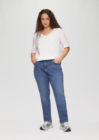 QS Slim fit Jeans in Blue: front