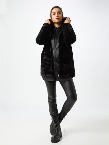 ONLY Between-Season Jacket 'Malou' in Black