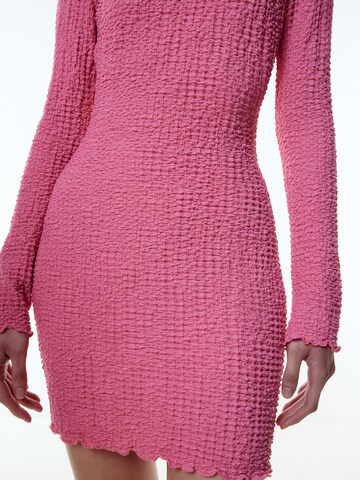 EDITED Sukienka 'Clotilde' w kolorze różowy