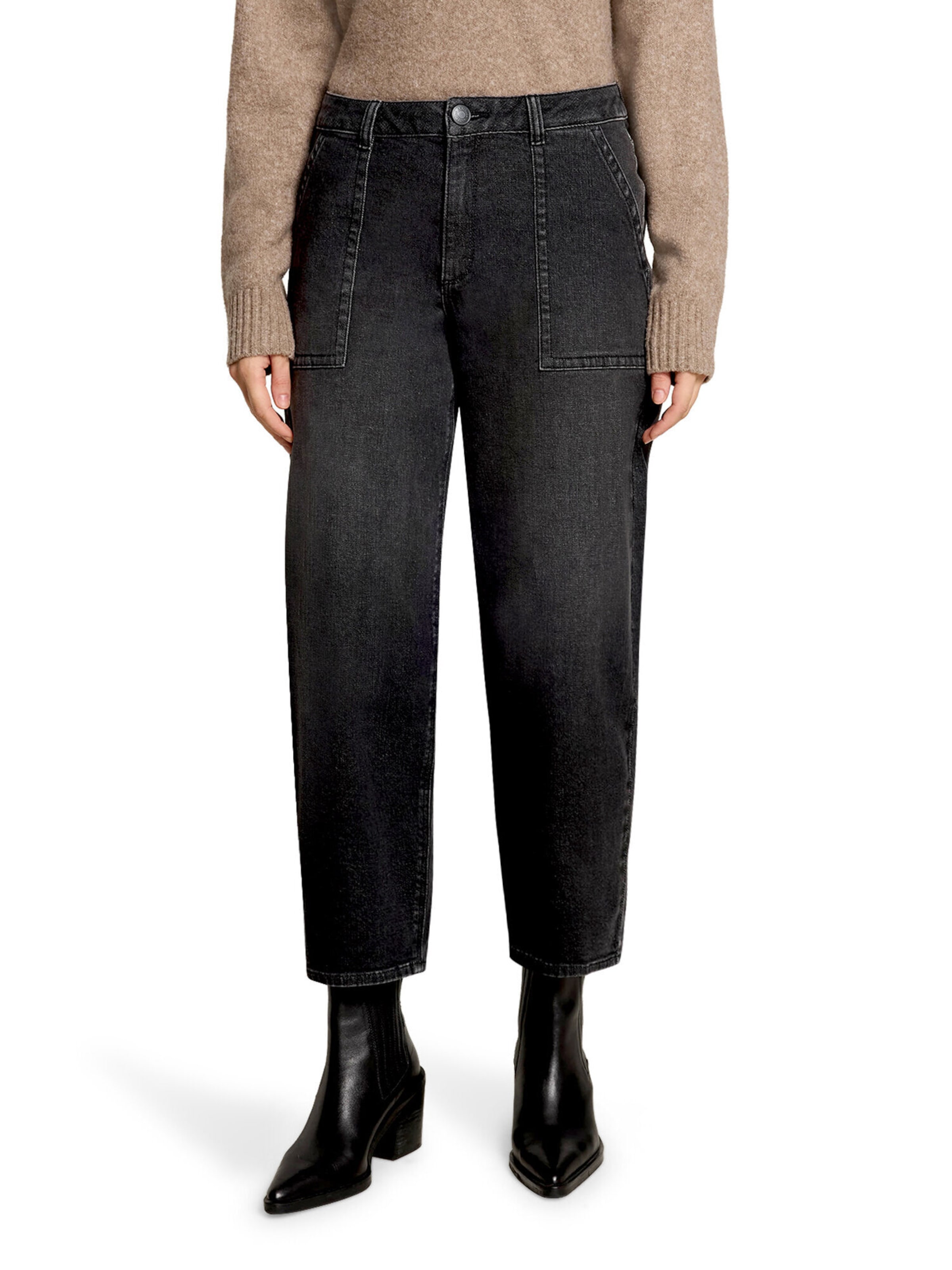 Coupe slim Jean Betty & Co en noir : devant
