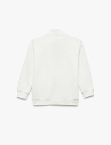 Koton Sweatshirt in White