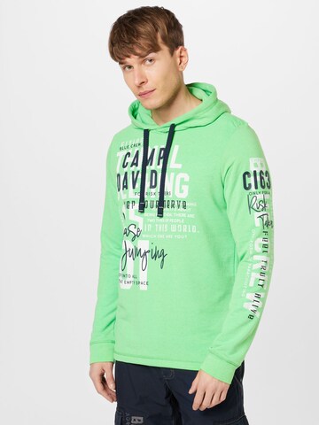CAMP DAVID Sweatshirt in Groen: voorkant