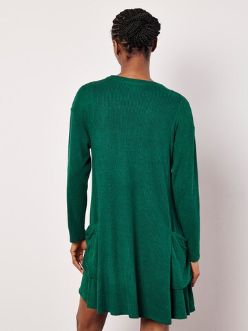 Robe ' ' Apricot en vert