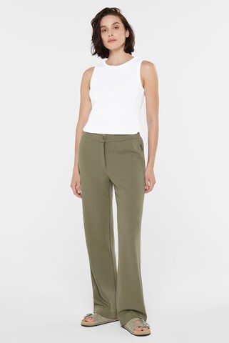 SENSES.THE LABEL Loosefit Hose 'Por:To' in Grün