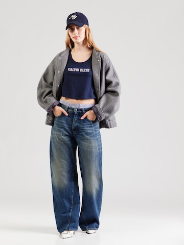 Maglietta di Calvin Klein Jeans in blu