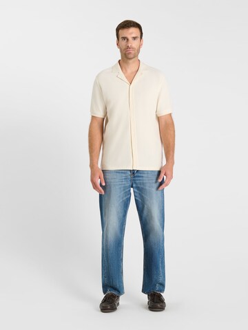 Le Temps Des Cerises Regular fit Overhemd 'Vilon' in Beige