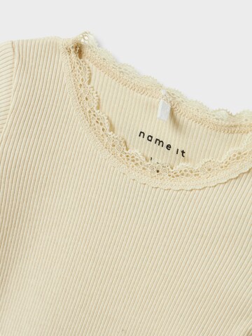 NAME IT - Pijama entero/body 'KAB' en beige