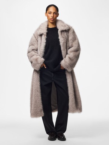 Manteau d’hiver 'PCJILLA' PIECES en gris