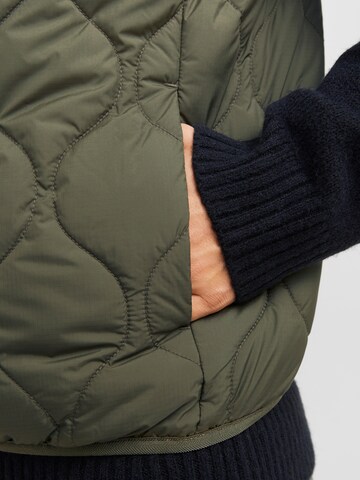 Gilet 'JJKODA' di JACK & JONES in verde