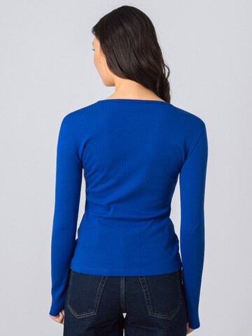 Honest Basics Shirt 'Long Rib'‌‌‌‌‌ in Blau