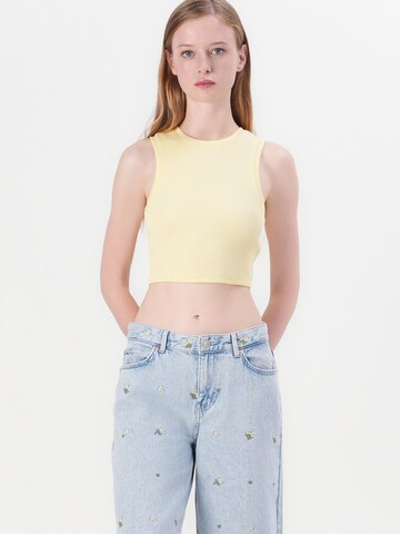 ONLY - Top 'ONLVILMA' en amarillo