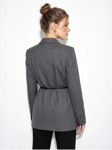 Blazer Bianco Lucci en gris