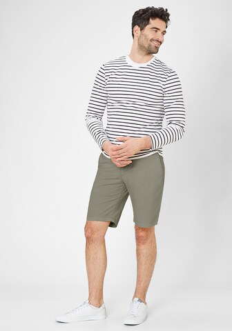 REDPOINT Regular Shorts in Grün