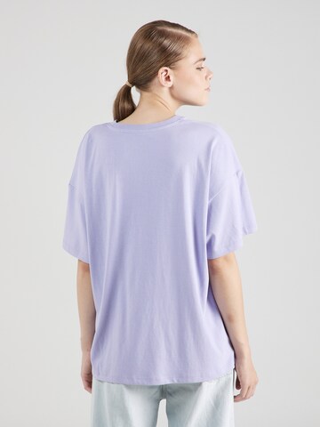 WRANGLER T-Shirt 'GIRLFRIEND' in Lila