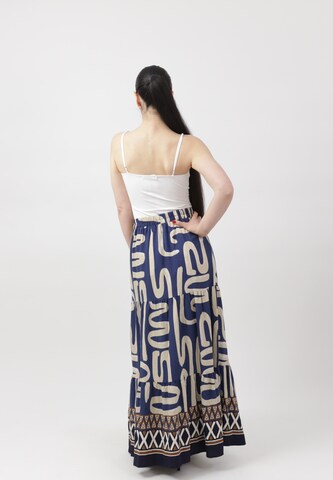 Elara Rok in Blauw
