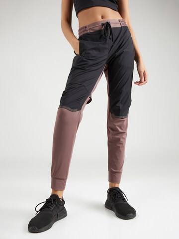 On Regular Workout Pants in Grey: front