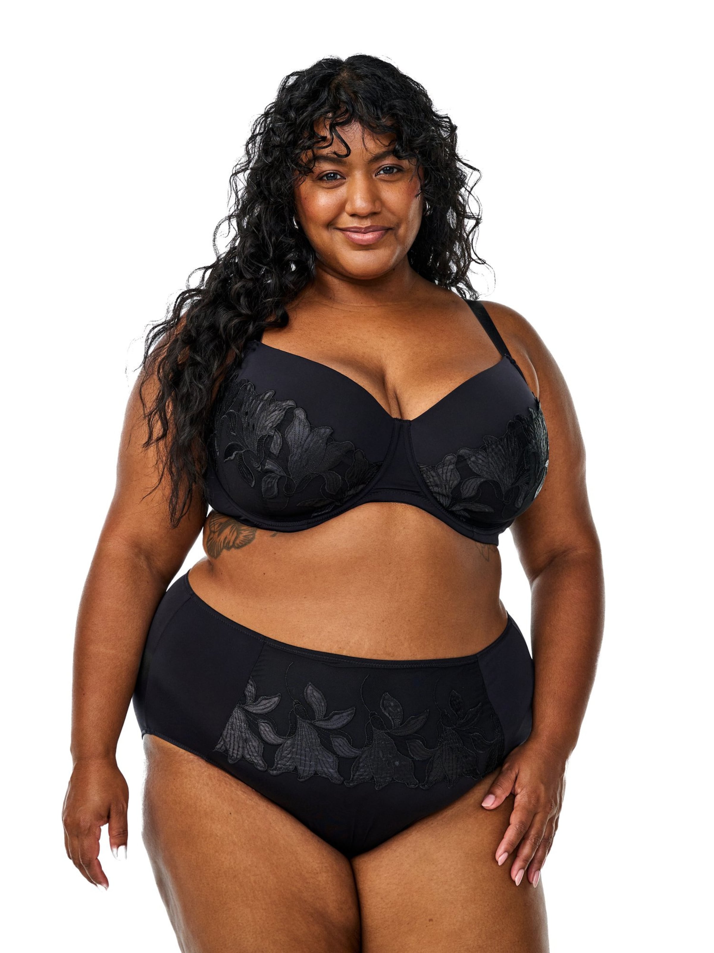 Devoted by Zizzi Бюстгальтер под футболку Бюстгальтер 'Lani' в Черный: спереди