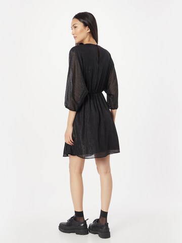 Robe 'Marnou' NAF NAF en noir