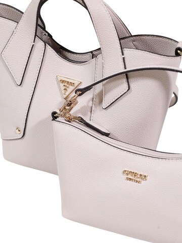Borsa a spalla 'DARCY MINI TOTE HWBG99 14750' di GUESS in bianco