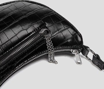 Pull&Bear Shoulder Bag in Black