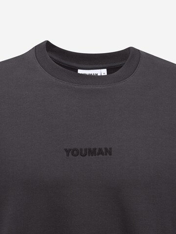 Youman Sweatshirt 'Casper' in Grau