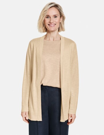 GERRY WEBER Gebreid vest in Beige: voorkant