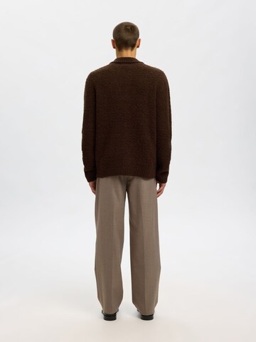 SELECTED Gebreid vest in Bruin