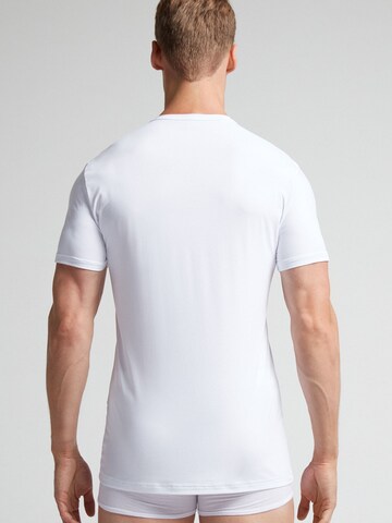 IUMAN Intimissimi Shirt in White