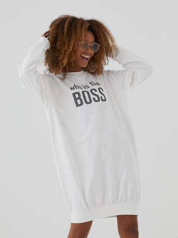 Rockupy Oversized dress 'Fabia' in White: front
