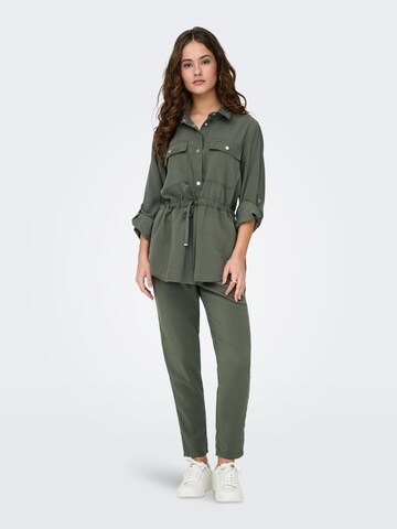 Regular Pantalon à pince 'ONLPOPTRASH ARIS' ONLY en vert