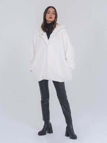 FRESHLIONS Winter Jacket 'Madita' in White