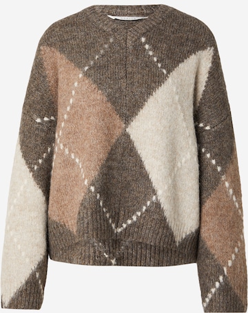 Noella Oversized Sweater 'Lai' in Brown: front